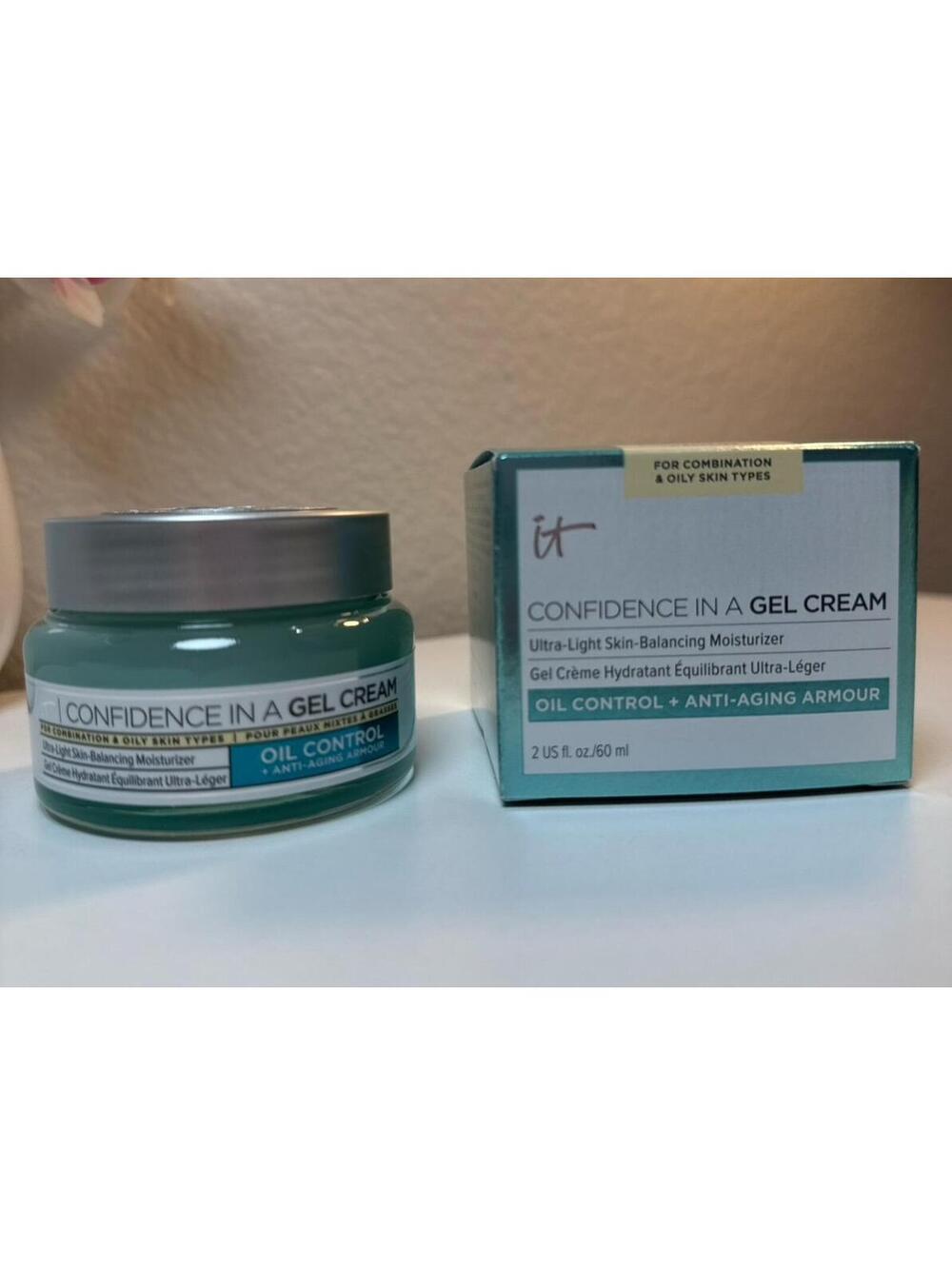 IT Cosmetics Confidence In A Gel Cream Oil-Control Face Moisturizer 2 fl.oz/60ml